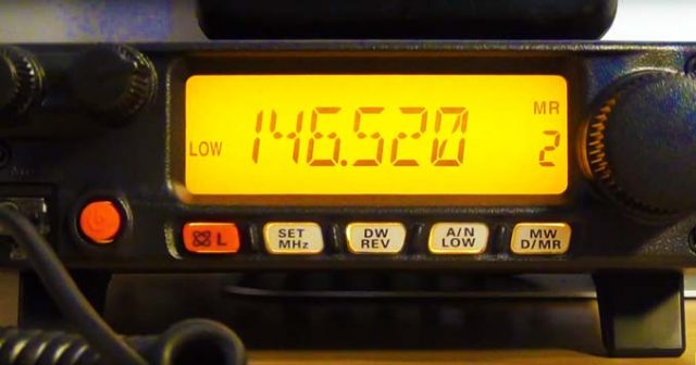 YAESU FT-2980R: A 2 METER MOBILE POWERHOUSE RADIO